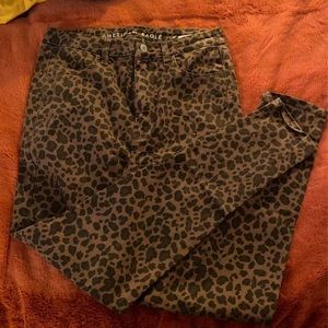 American Eagle Cheetah Jeans